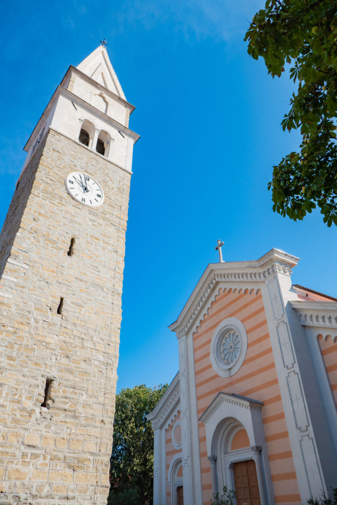 Izola - Kościół pw. św. Maura (słoweń. Župnijska Cerkev Sv Mavra) z dzwonnicą